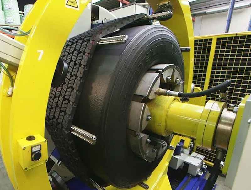 retreading of car tyres