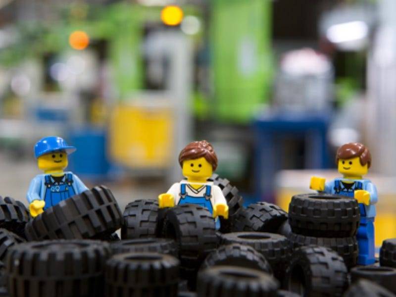 lego tyre manufacturer