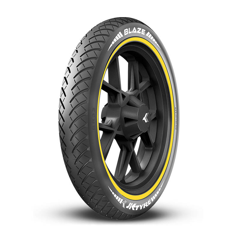 mrf tyre for avenger 220